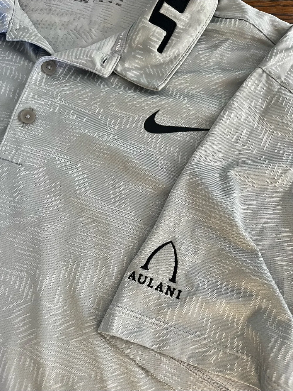 Nike Golf Polo Shirt Men's XXL Dri Fit Standard Fit Gray Jacquard Disney Resort